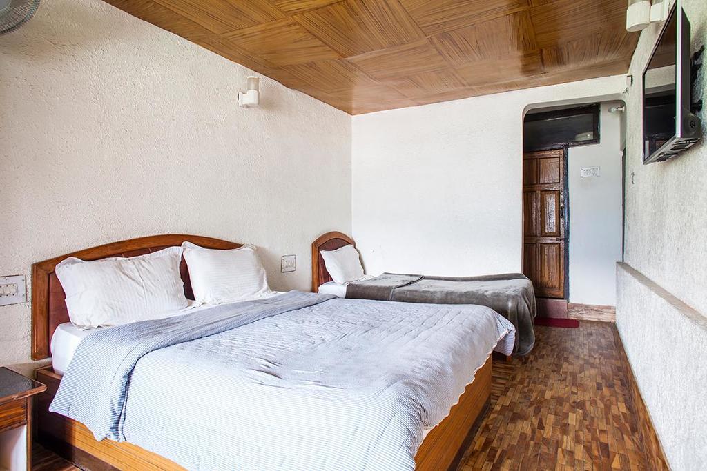 Hotel New Bharat Bhīm Tāl Extérieur photo